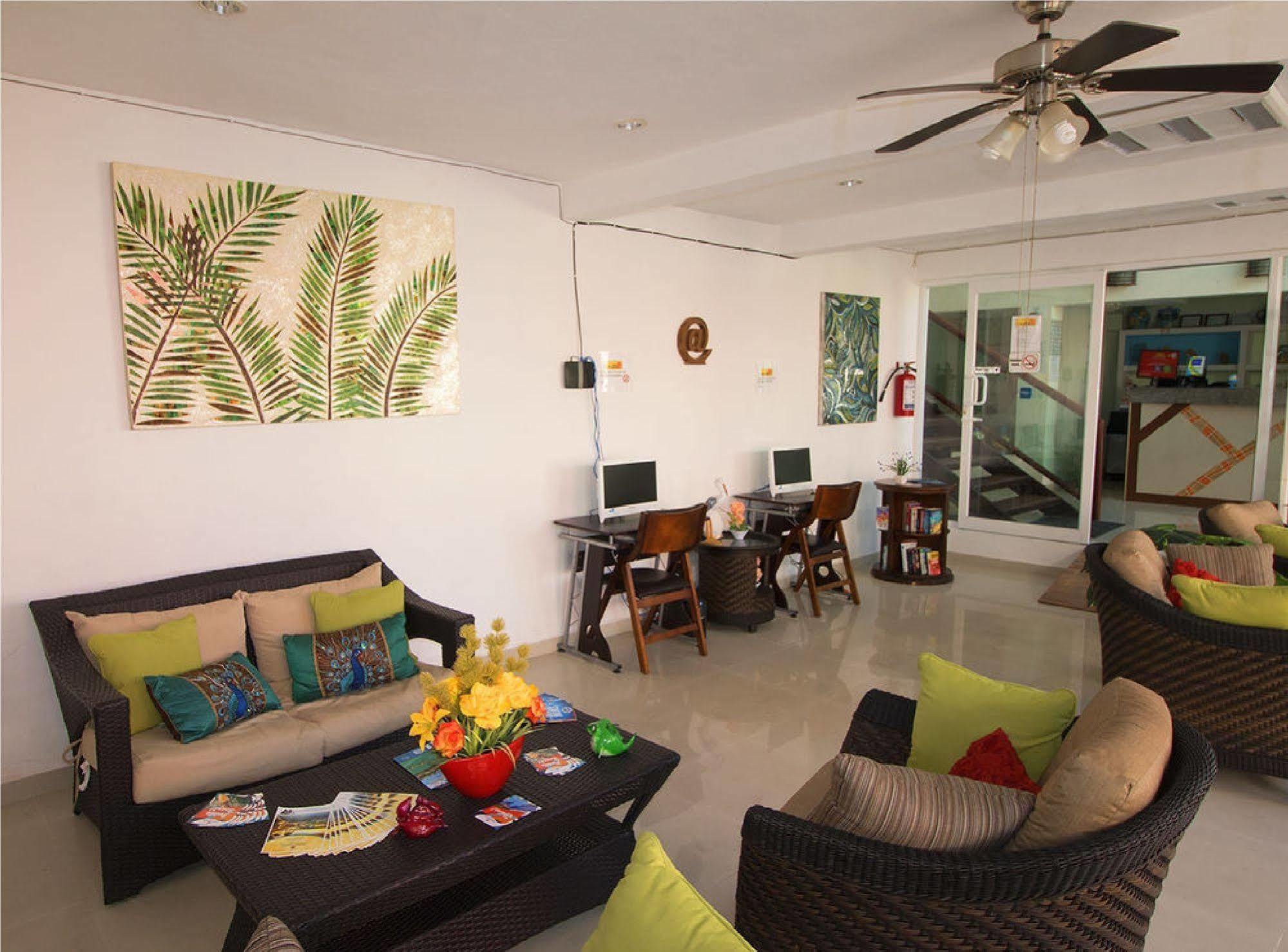 Hotel Isleno Isla Mujeres Buitenkant foto
