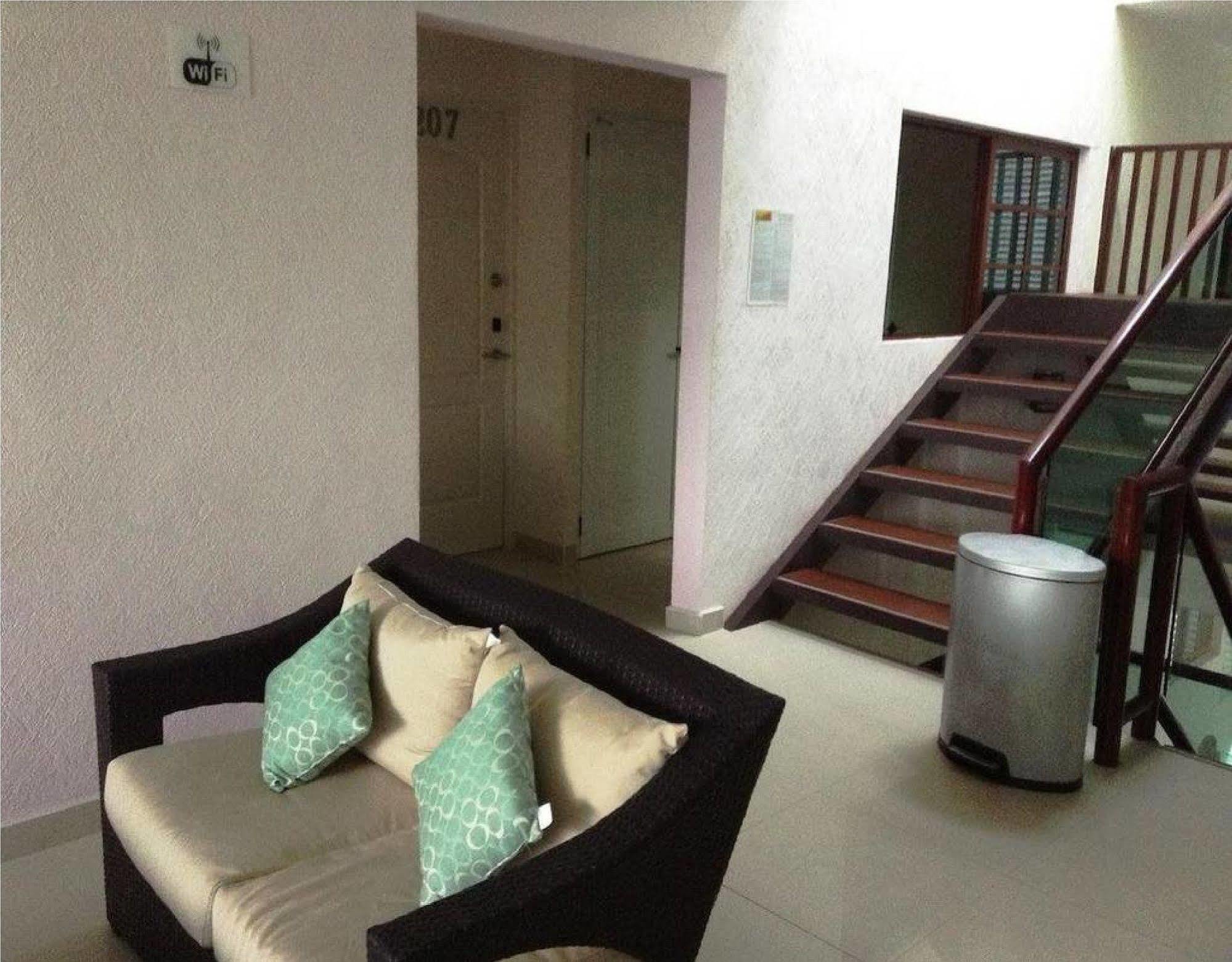 Hotel Isleno Isla Mujeres Buitenkant foto