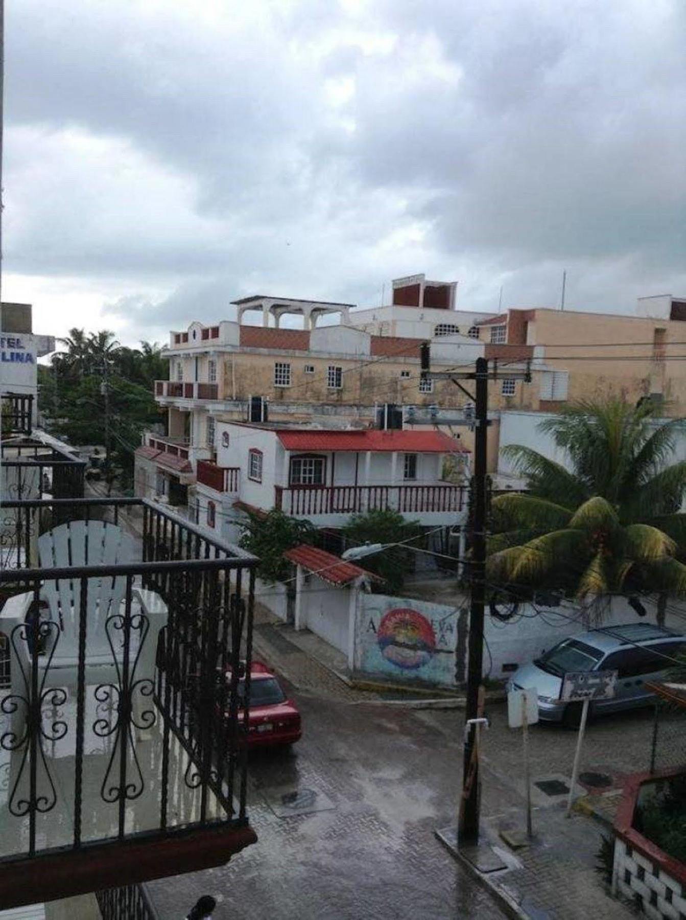 Hotel Isleno Isla Mujeres Buitenkant foto